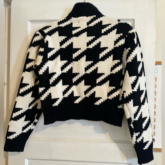BLANKNYC I'M Royalty Quarter Zip Houndstooth Sweater - Picture 5 of 5